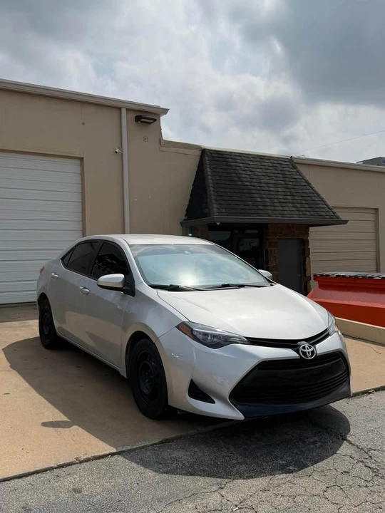2017 Toyota Corolla 11th Gen - Image 2 of 13