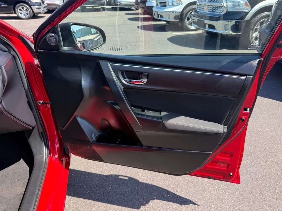 2017 Toyota Corolla 11th Gen - Image 7 of 14