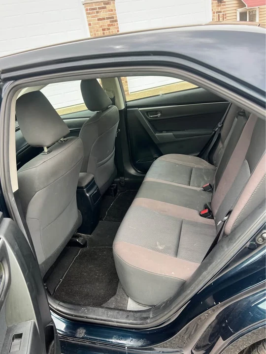 2017 Toyota Corolla 11th Gen - Image 8 of 13