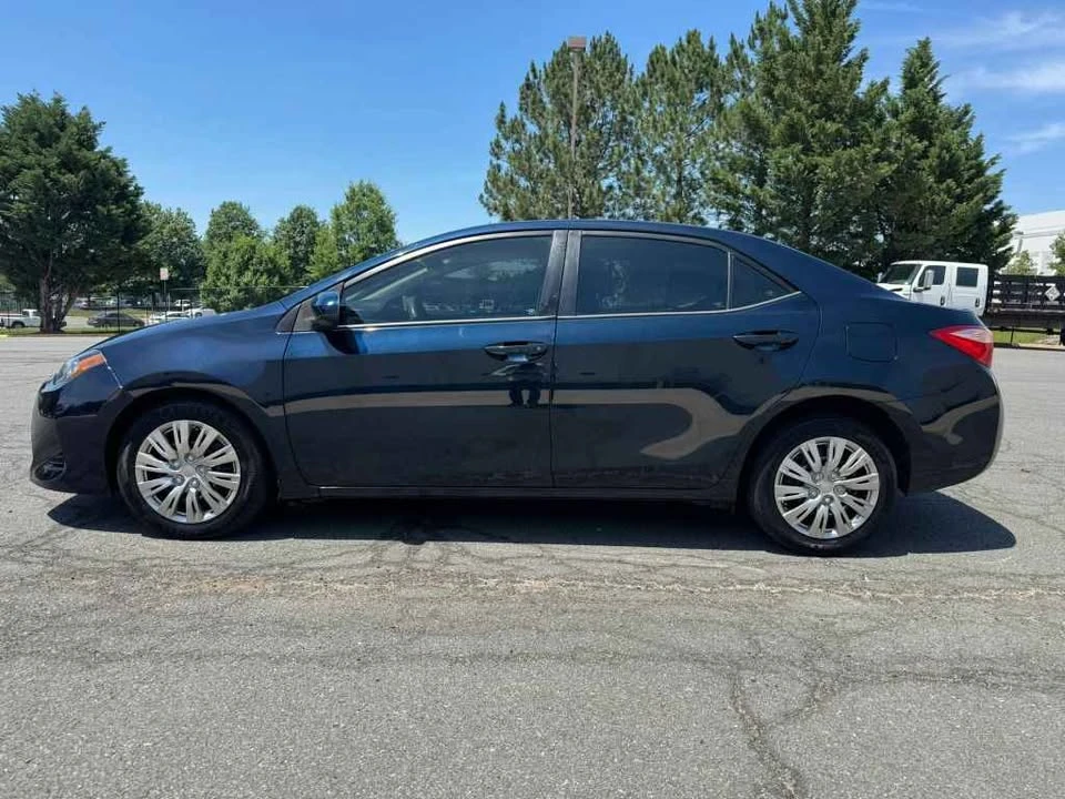 2017 Toyota Corolla 11th Gen - Image 5 of 18