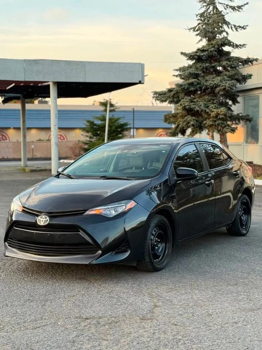 2017 Toyota Corolla 11th Gen - Image 3 of 11