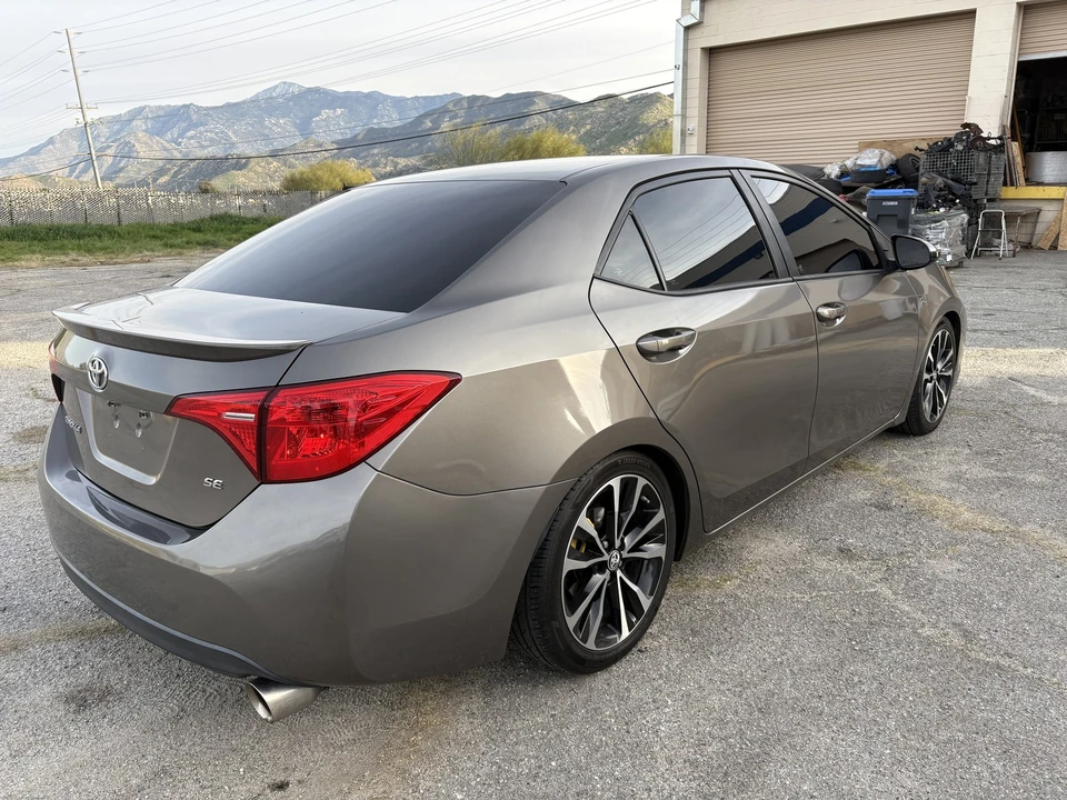 2017 Toyota Corolla 11th Gen - Image 10 of 21