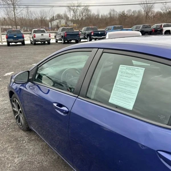2017 Toyota Corolla 11th Gen - Image 6 of 12