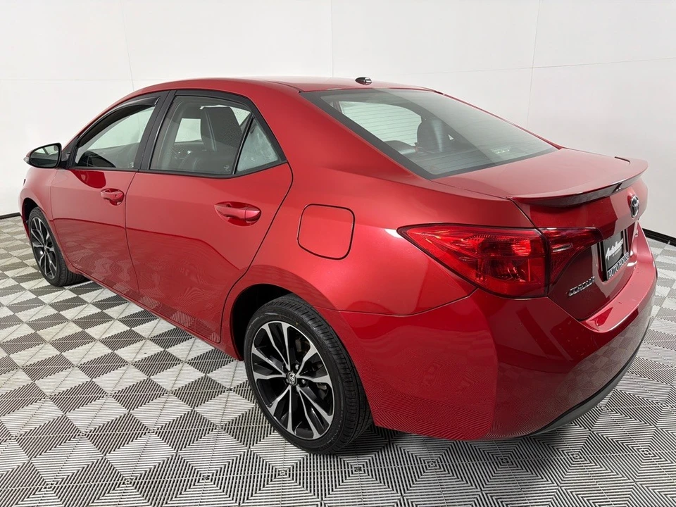 2017 Toyota Corolla 11th Gen - Image 8 of 21