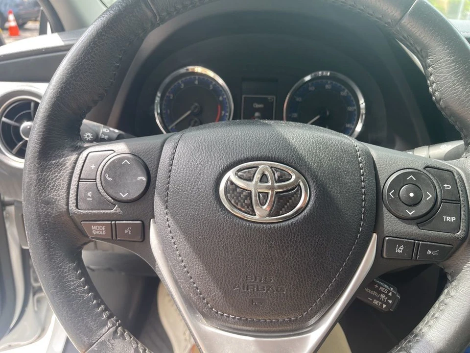 2017 Toyota Corolla 11th Gen - Image 11 of 12
