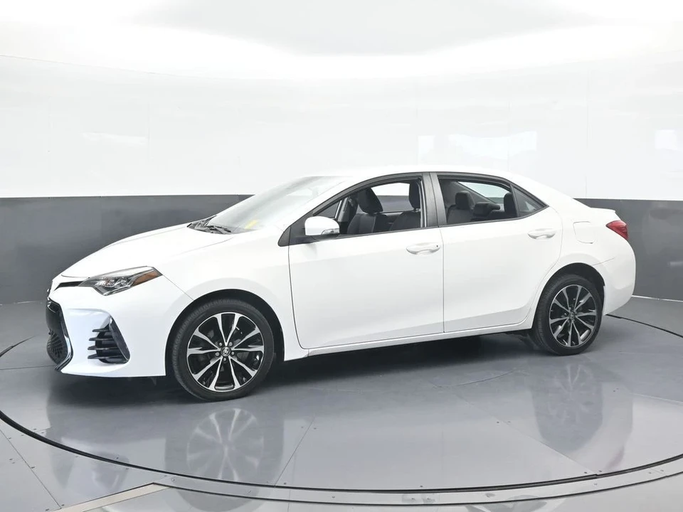 2017 Toyota Corolla 11th Gen - Image 2 of 12