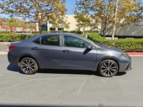 2017 Toyota Corolla 11th Gen - Image 2 of 20