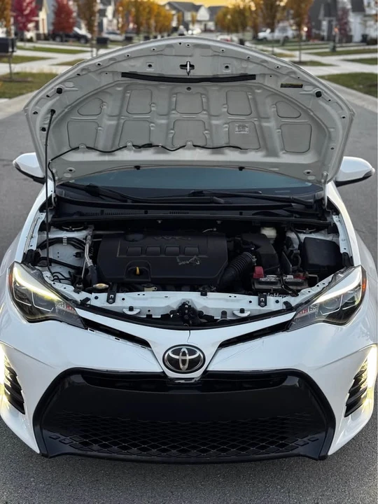 2017 Toyota Corolla 11th Gen - Image 15 of 18