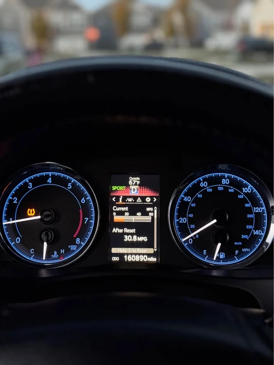 2017 Toyota Corolla 11th Gen - Image 17 of 18