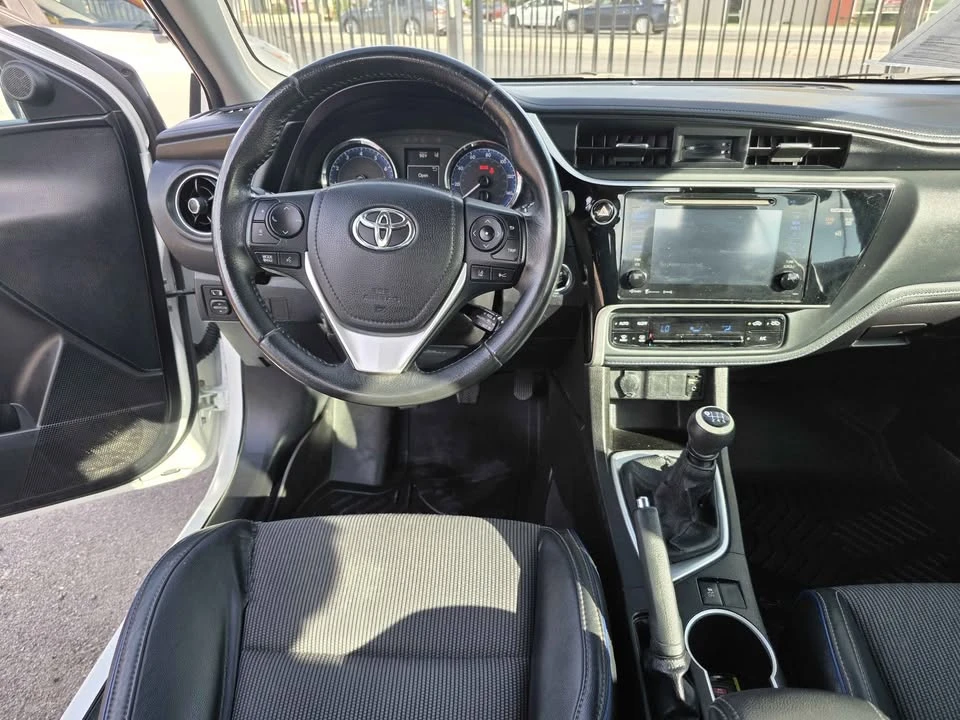 2017 Toyota Corolla 11th Gen - Image 7 of 17