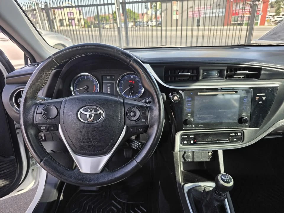 2017 Toyota Corolla 11th Gen - Image 11 of 17