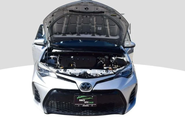 2017 Toyota Corolla 11th Gen - Image 18 of 21