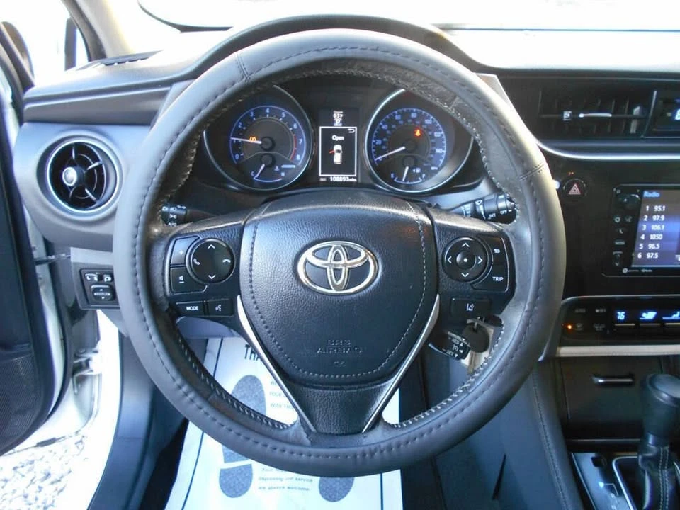 2017 Toyota Corolla 11th Gen - Image 12 of 20