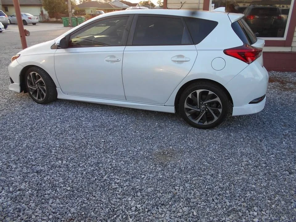 2017 Toyota Corolla 11th Gen - Image 3 of 20