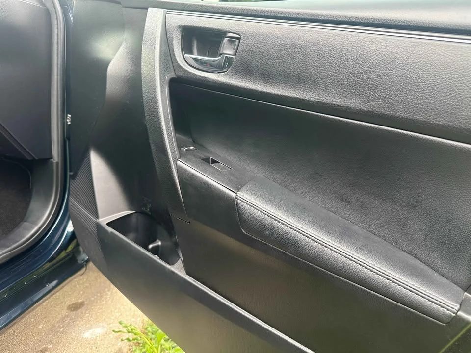 2017 Toyota Corolla 11th Gen - Image 11 of 19