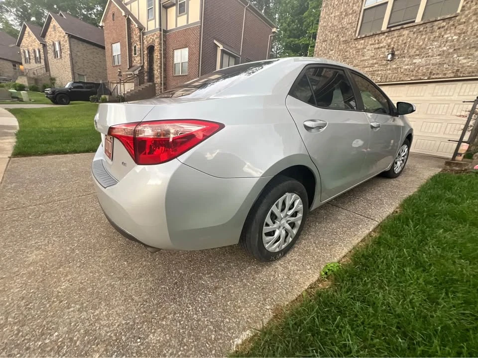 2017 Toyota Corolla 11th Gen - Image 3 of 10