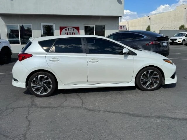 2017 Toyota Corolla 11th Gen - Image 3 of 13