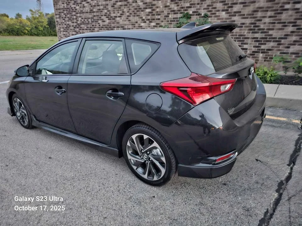 2017 Toyota Corolla 11th Gen - Image 10 of 16