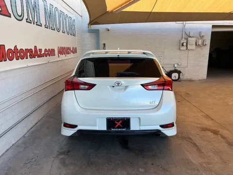 2017 Toyota Corolla 11th Gen - Image 3 of 9