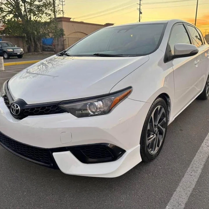 2017 Toyota Corolla 11th Gen - Image 1 of 10
