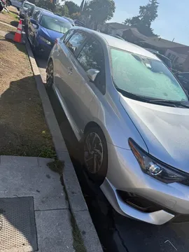 2017 Toyota Corolla 11th Gen - Image 3 of 14