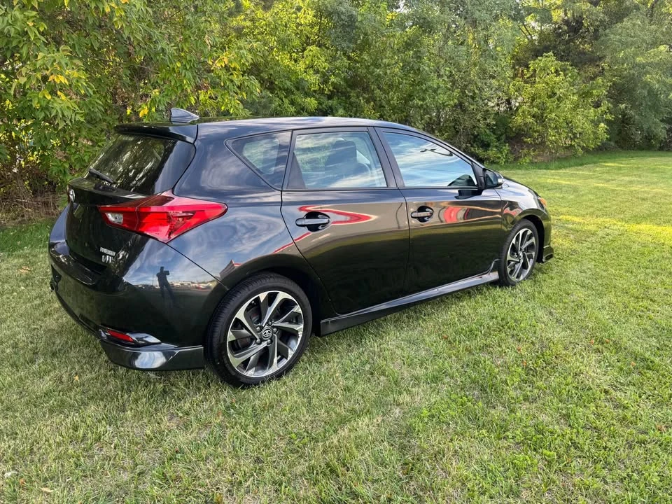 2017 Toyota Corolla 11th Gen - Image 8 of 20