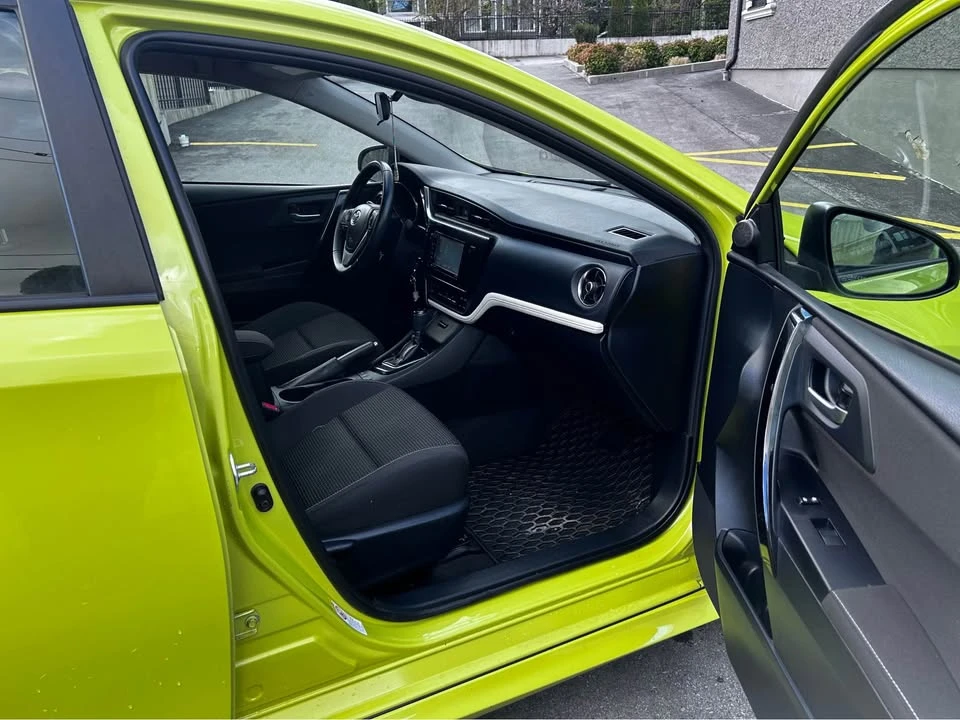2017 Toyota Corolla 11th Gen - Image 10 of 14