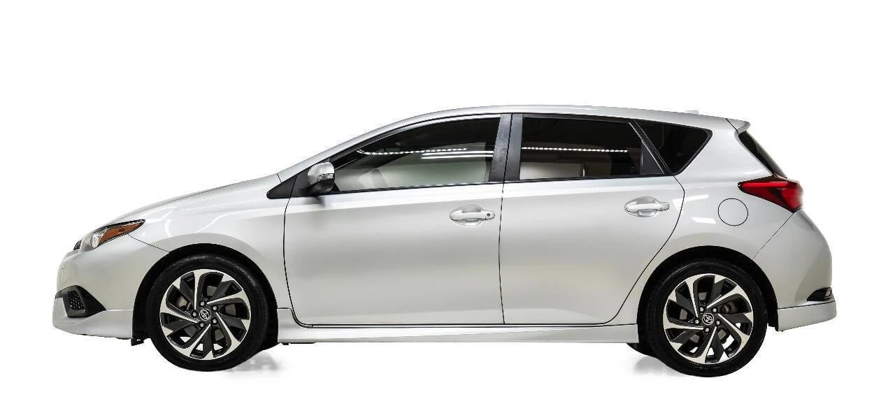 2017 Toyota Corolla 11th Gen - Image 6 of 12