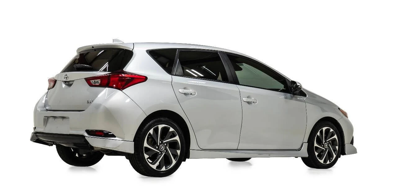 2017 Toyota Corolla 11th Gen - Image 3 of 12