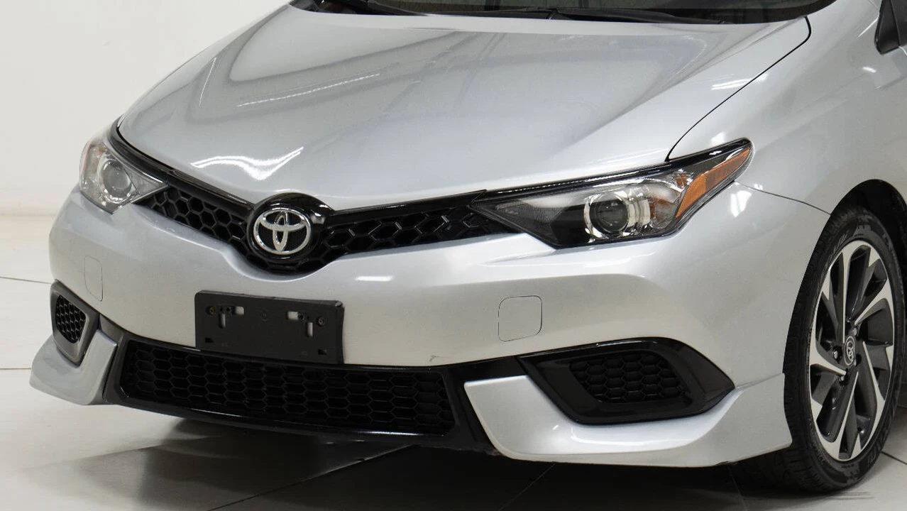 2017 Toyota Corolla 11th Gen - Image 10 of 12