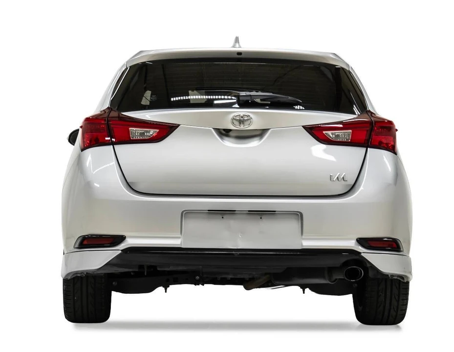 2017 Toyota Corolla 11th Gen - Image 8 of 12