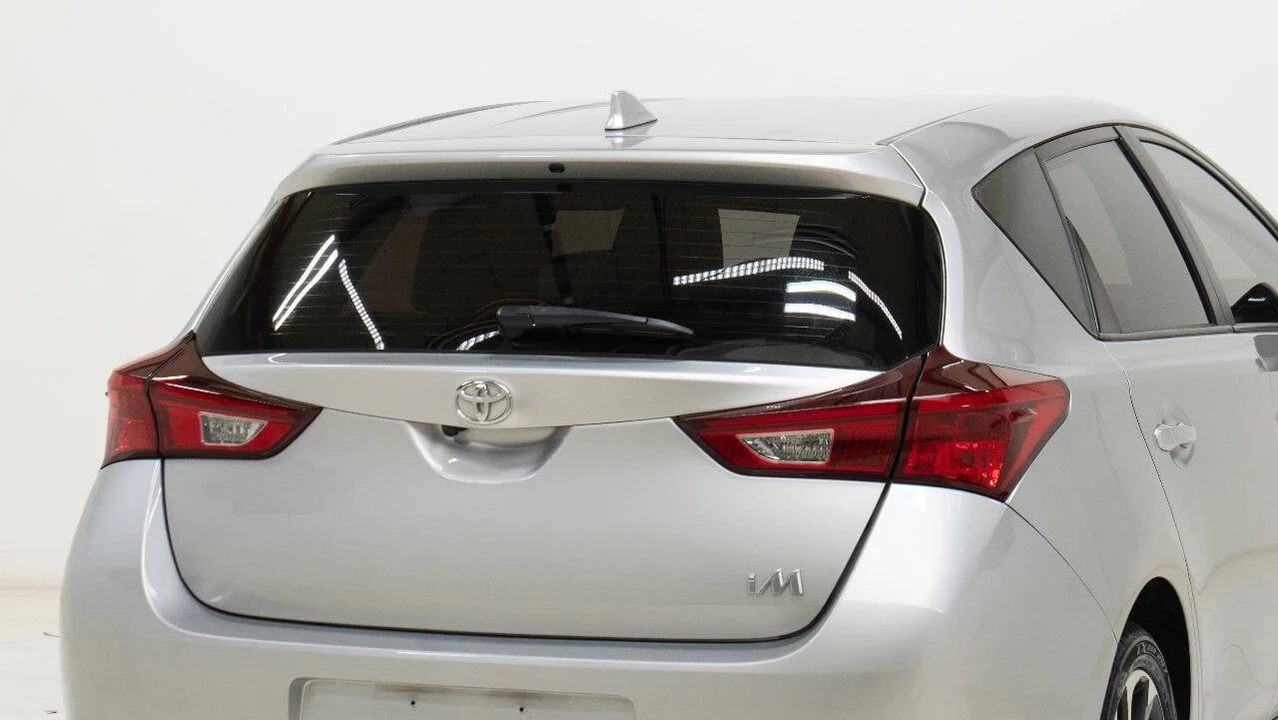 2017 Toyota Corolla 11th Gen - Image 12 of 12