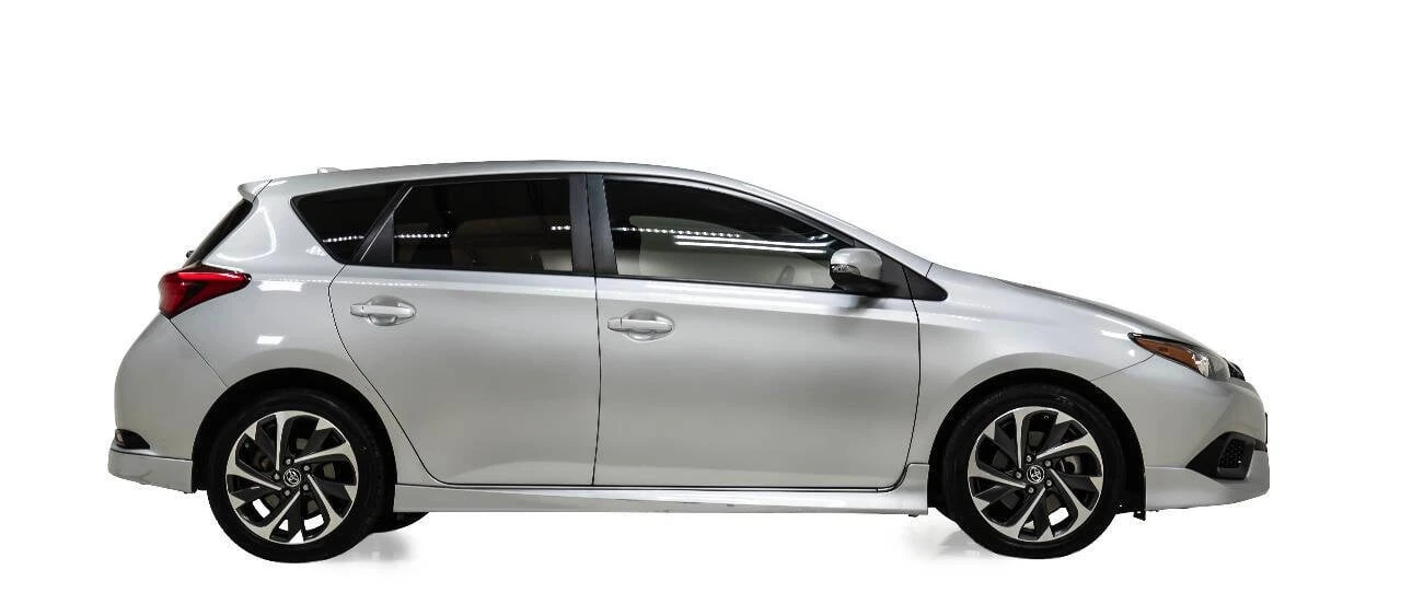 2017 Toyota Corolla 11th Gen - Image 5 of 12