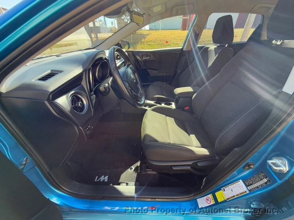 2017 Toyota Corolla 11th Gen - Image 9 of 12