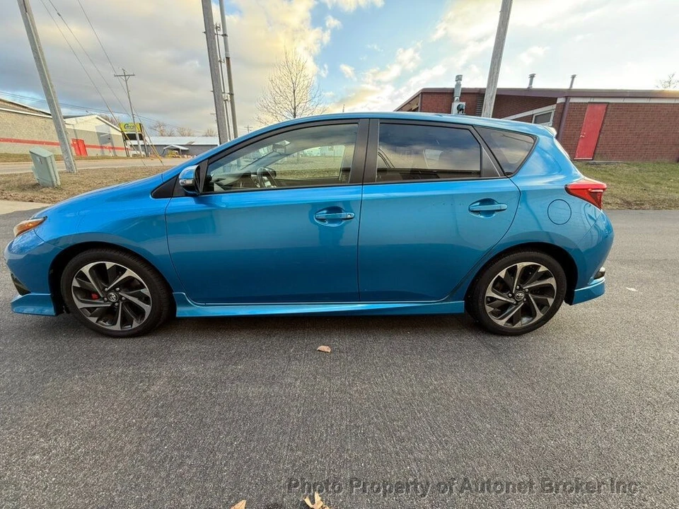 2017 Toyota Corolla 11th Gen - Image 5 of 12
