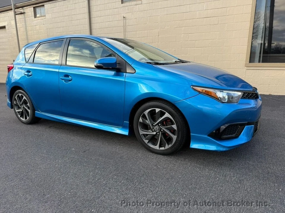 2017 Toyota Corolla 11th Gen - Image 3 of 12