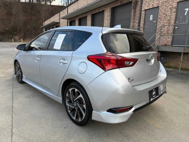 2017 Toyota Corolla 11th Gen - Image 5 of 14