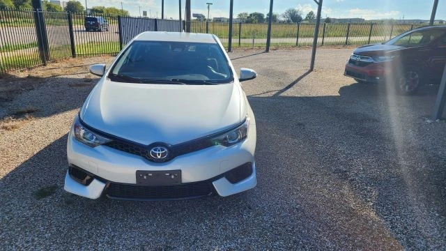 2017 Toyota Corolla 11th Gen - Image 3 of 21