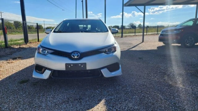 2017 Toyota Corolla 11th Gen - Image 4 of 21