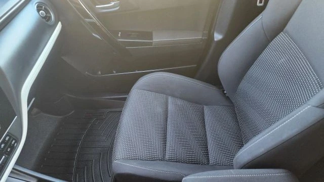 2017 Toyota Corolla 11th Gen - Image 18 of 21