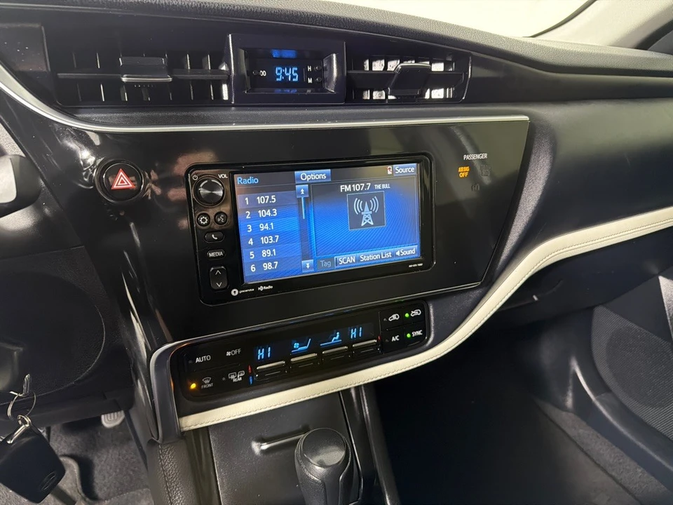 2017 Toyota Corolla 11th Gen - Image 15 of 21