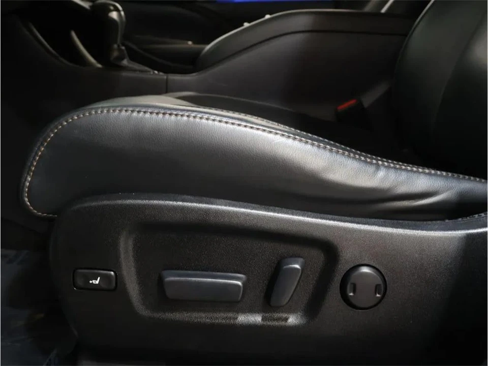 2017 Toyota Highlander - Image 15 of 31