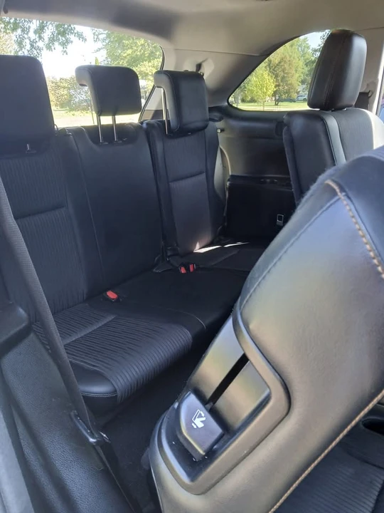 2017 Toyota Highlander - Image 4 of 12