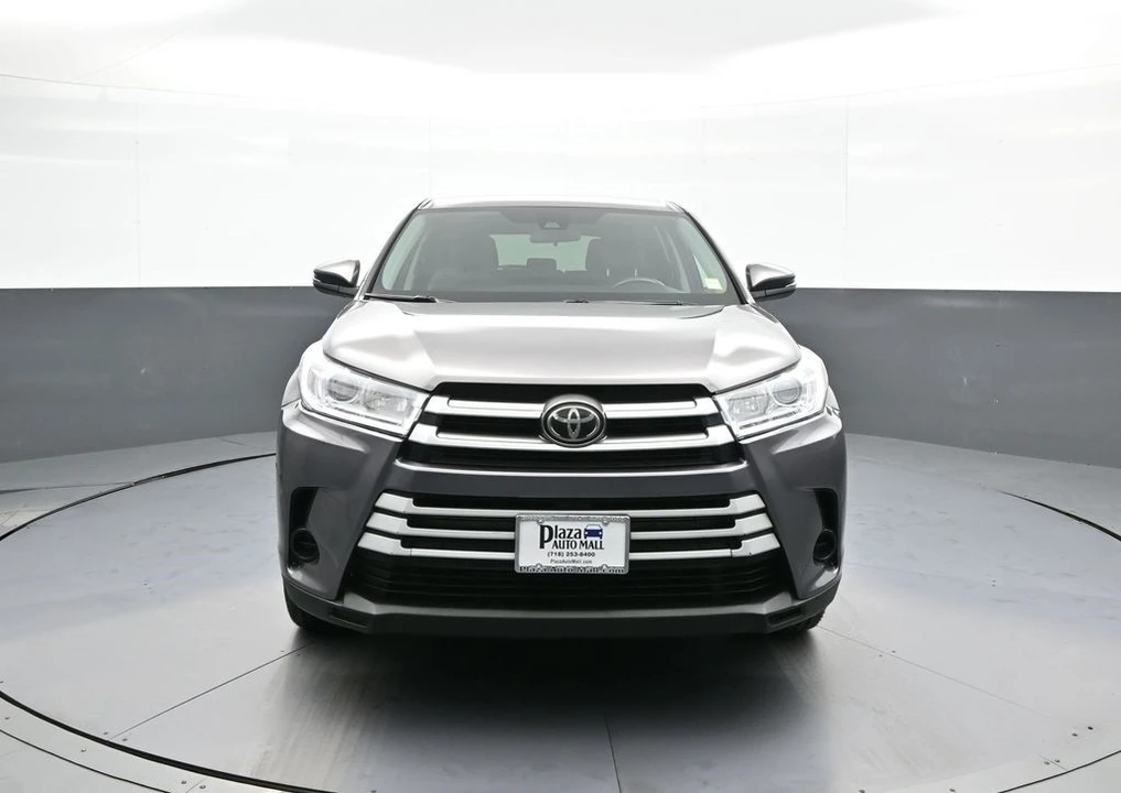 2017 Toyota Highlander - Image 2 of 12
