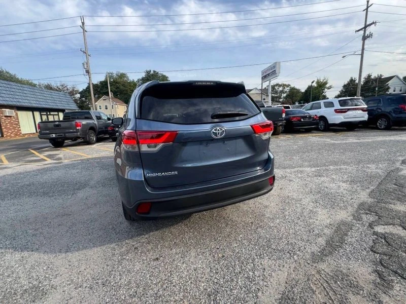 2017 Toyota Highlander - Image 12 of 12