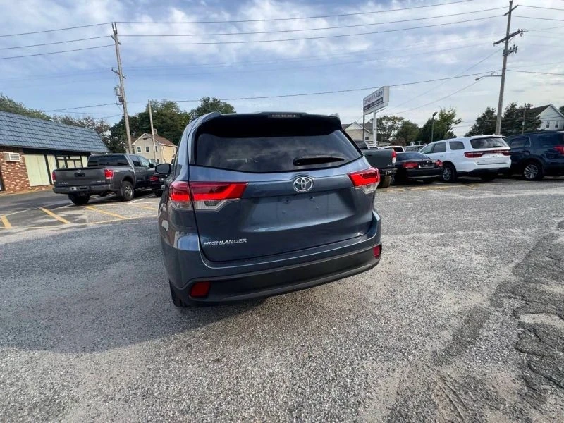 2017 Toyota Highlander - Image 12 of 12