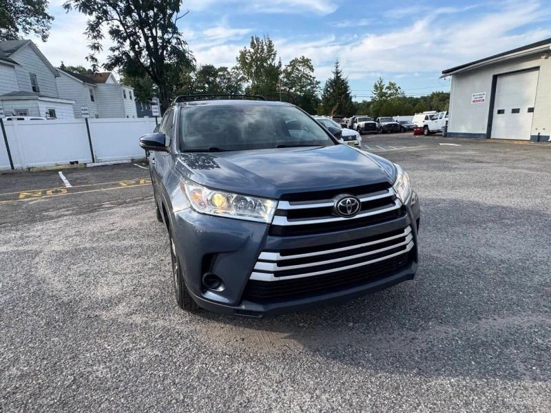 2017 Toyota Highlander - Image 4 of 12