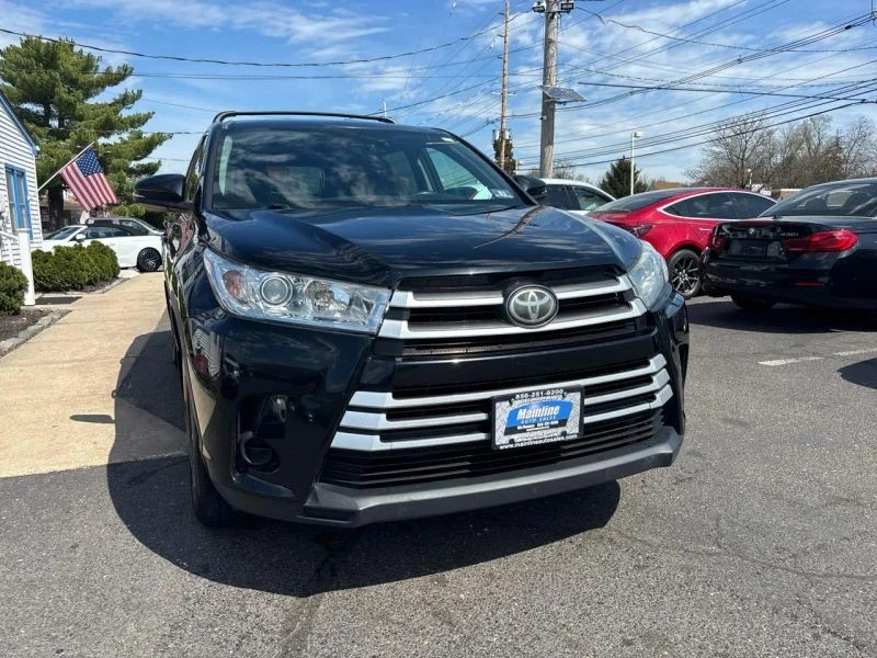 2017 Toyota Highlander - Image 9 of 12