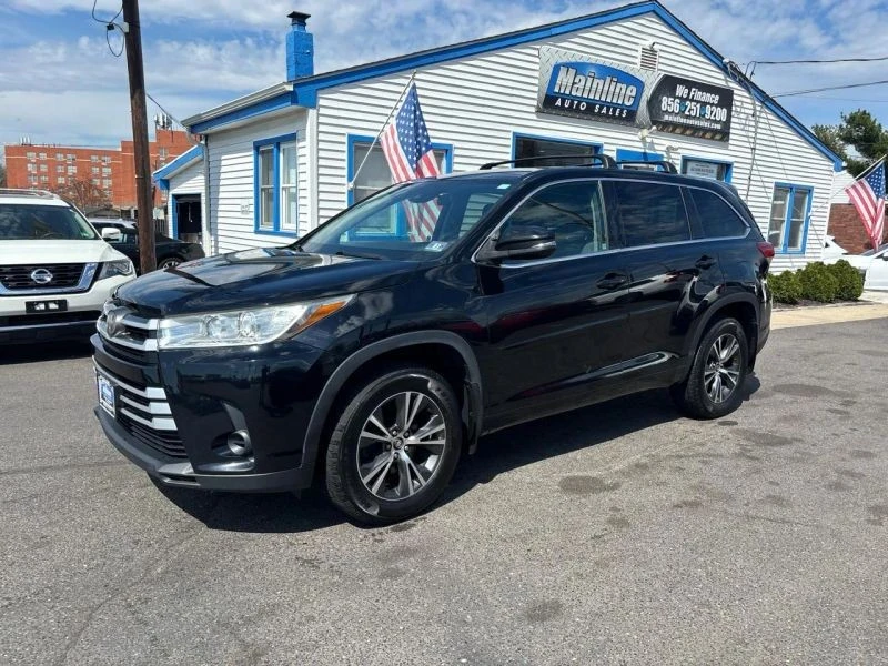 2017 Toyota Highlander - Image 2 of 12