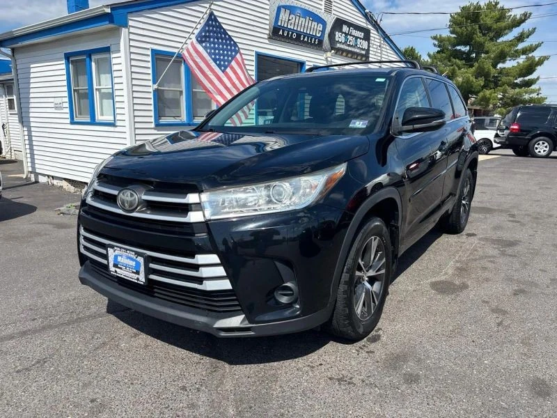 2017 Toyota Highlander - Image 11 of 12
